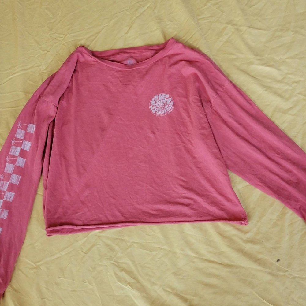 womens pink shirt